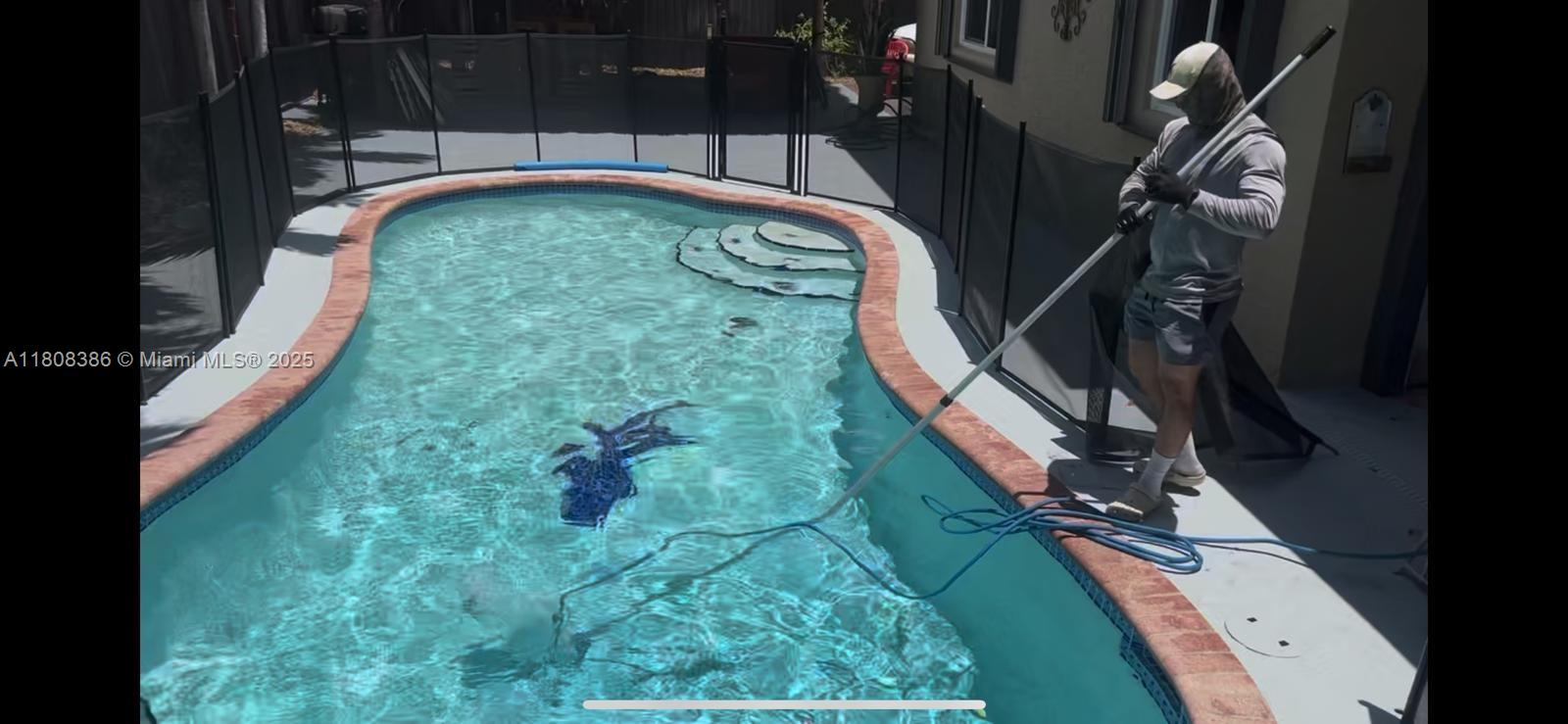 Profitable, Insured Pool Maintenance And Repair Business For Sal Property Photo 3