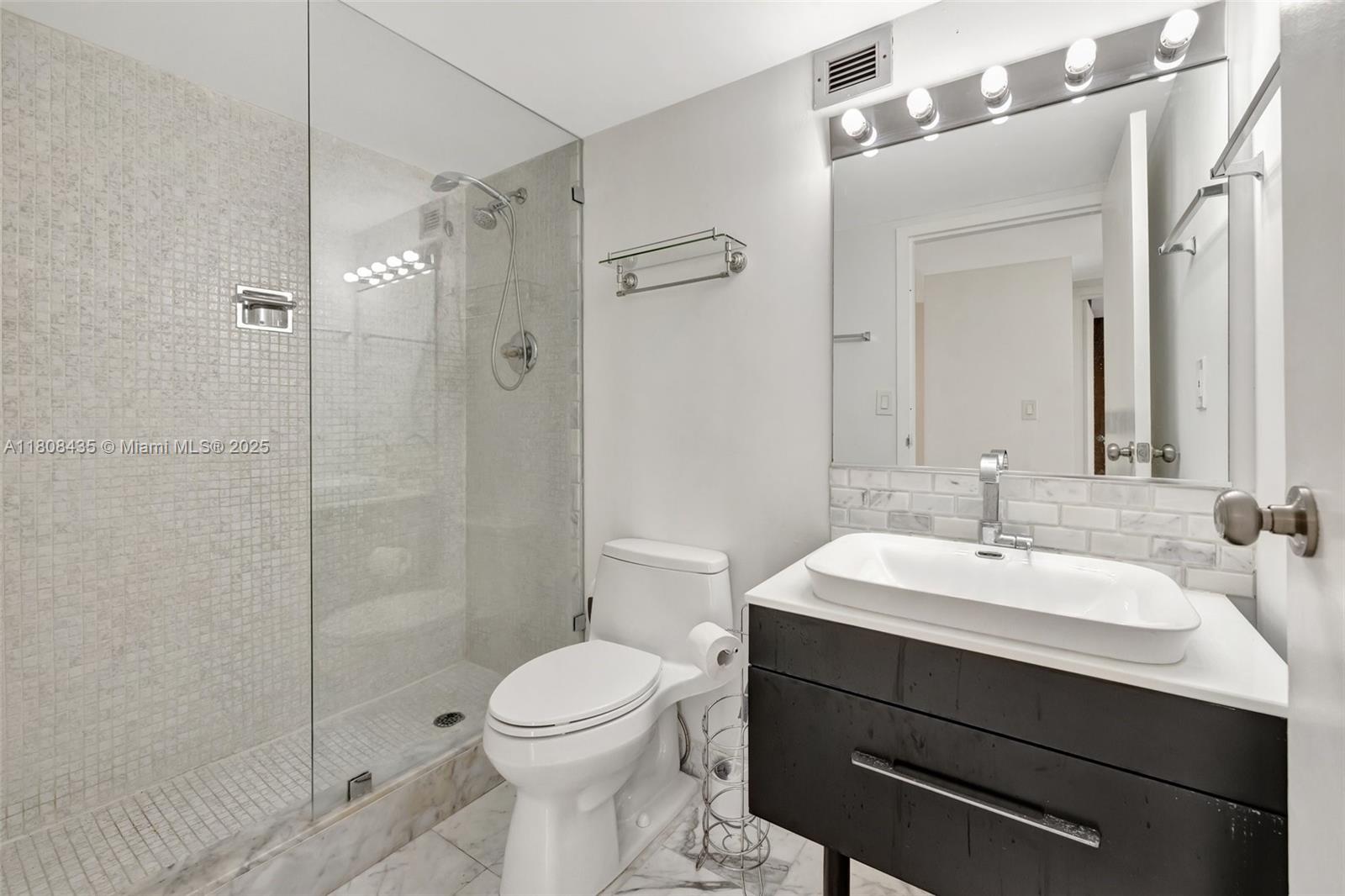 16919 N Bay Rd 521 Property Photo 23