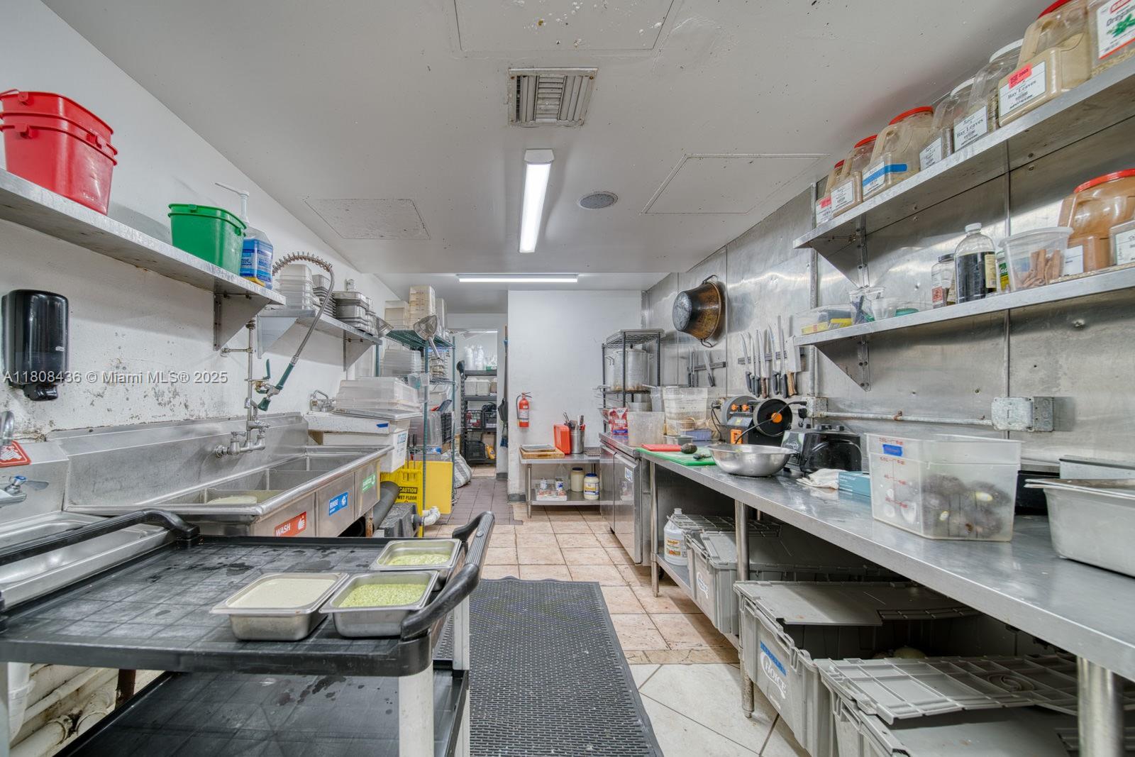 Quick Service Restaurant For Sale In Downtown Miami Property Photo 12
