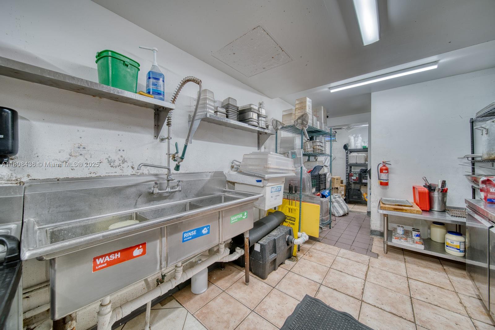 Quick Service Restaurant For Sale In Downtown Miami Property Photo 13
