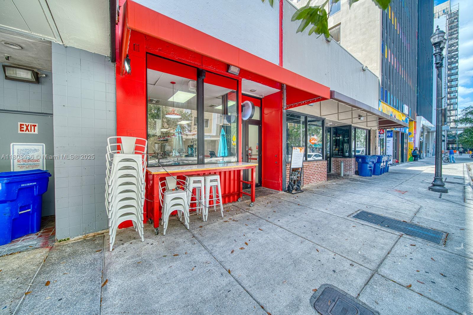 Quick Service Restaurant For Sale In Downtown Miami Property Photo 21