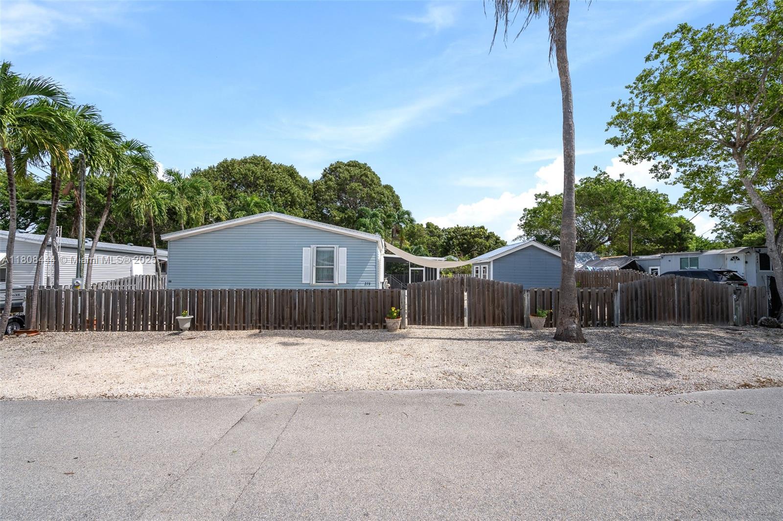 278 King Ave Property Photo 6