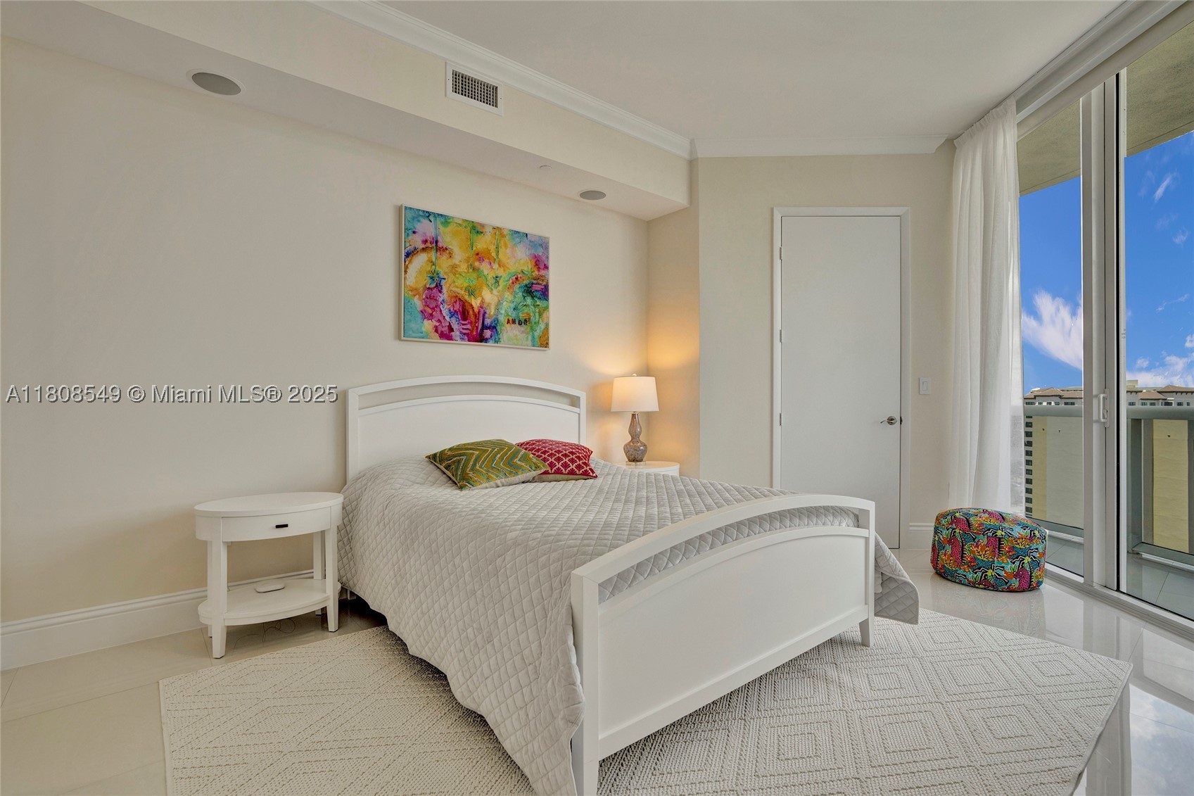 16001 Collins Ave 1604 Property Photo 25