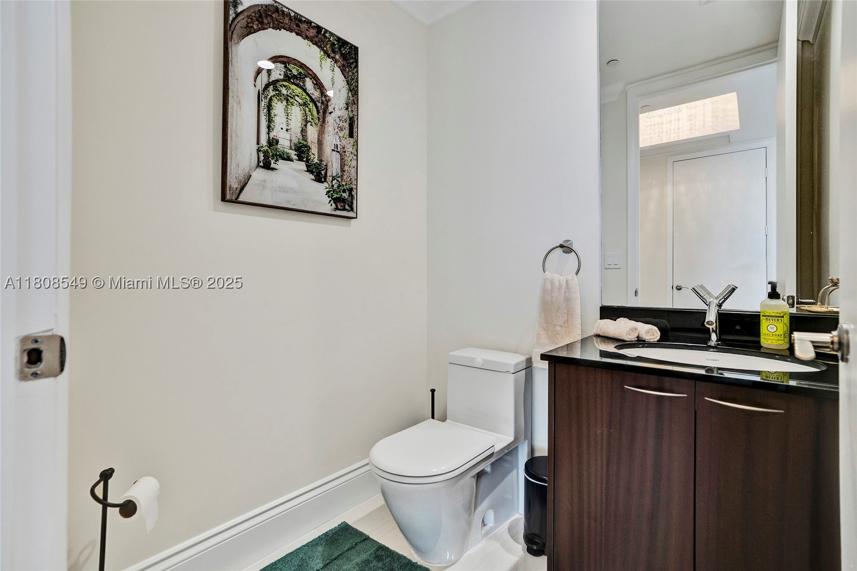16001 Collins Ave 1604 Property Photo 30