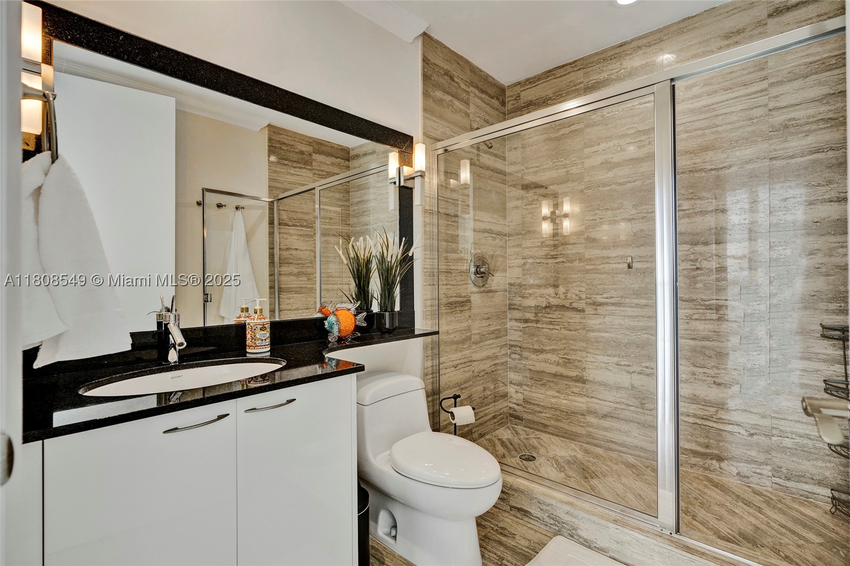 16001 Collins Ave 1604 Property Photo 34