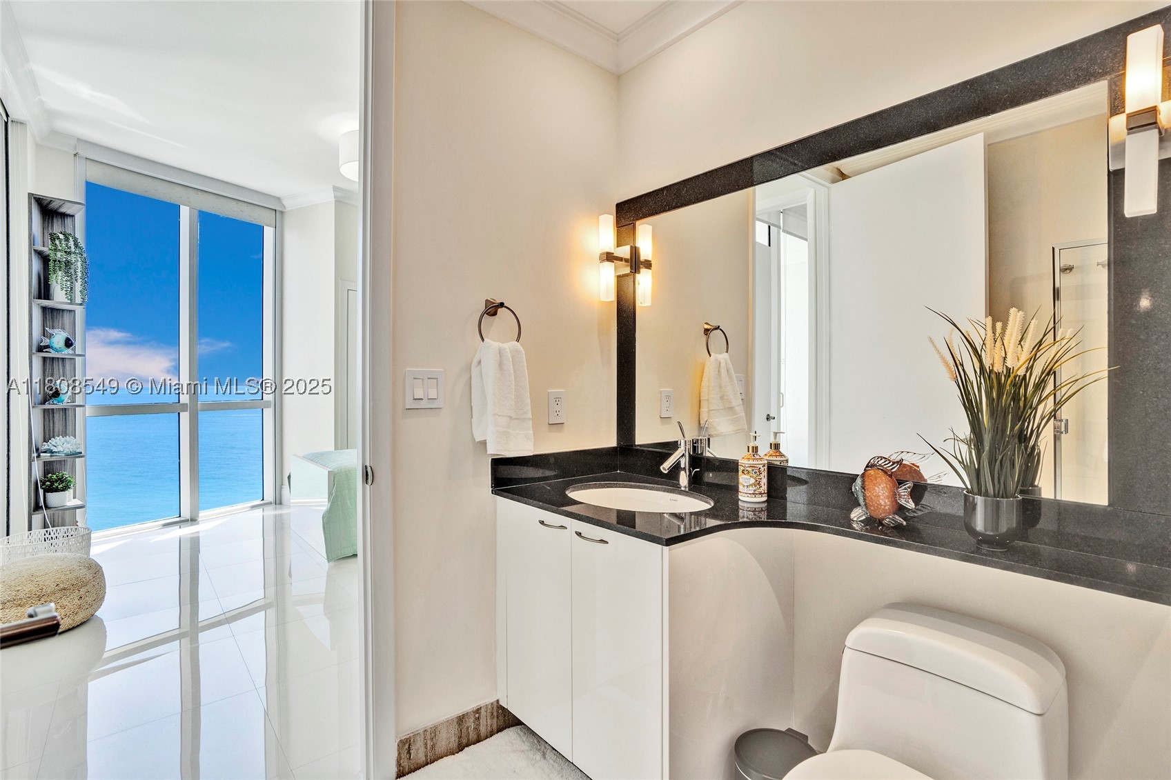 16001 Collins Ave 1604 Property Photo 35