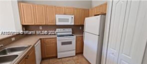 2903 Se 17th Ave 102 Property Photo 14