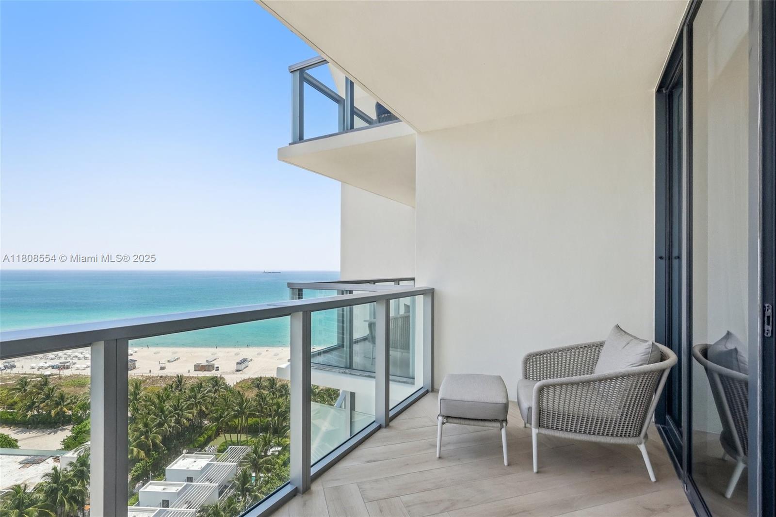 2201 Collins Ave 1511 Property Photo 1