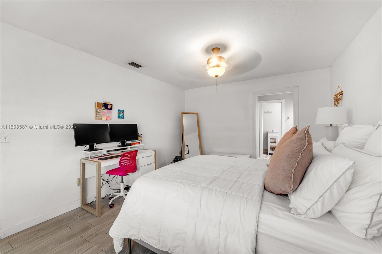 1747 N Goldeneye Ln Property Photo 15