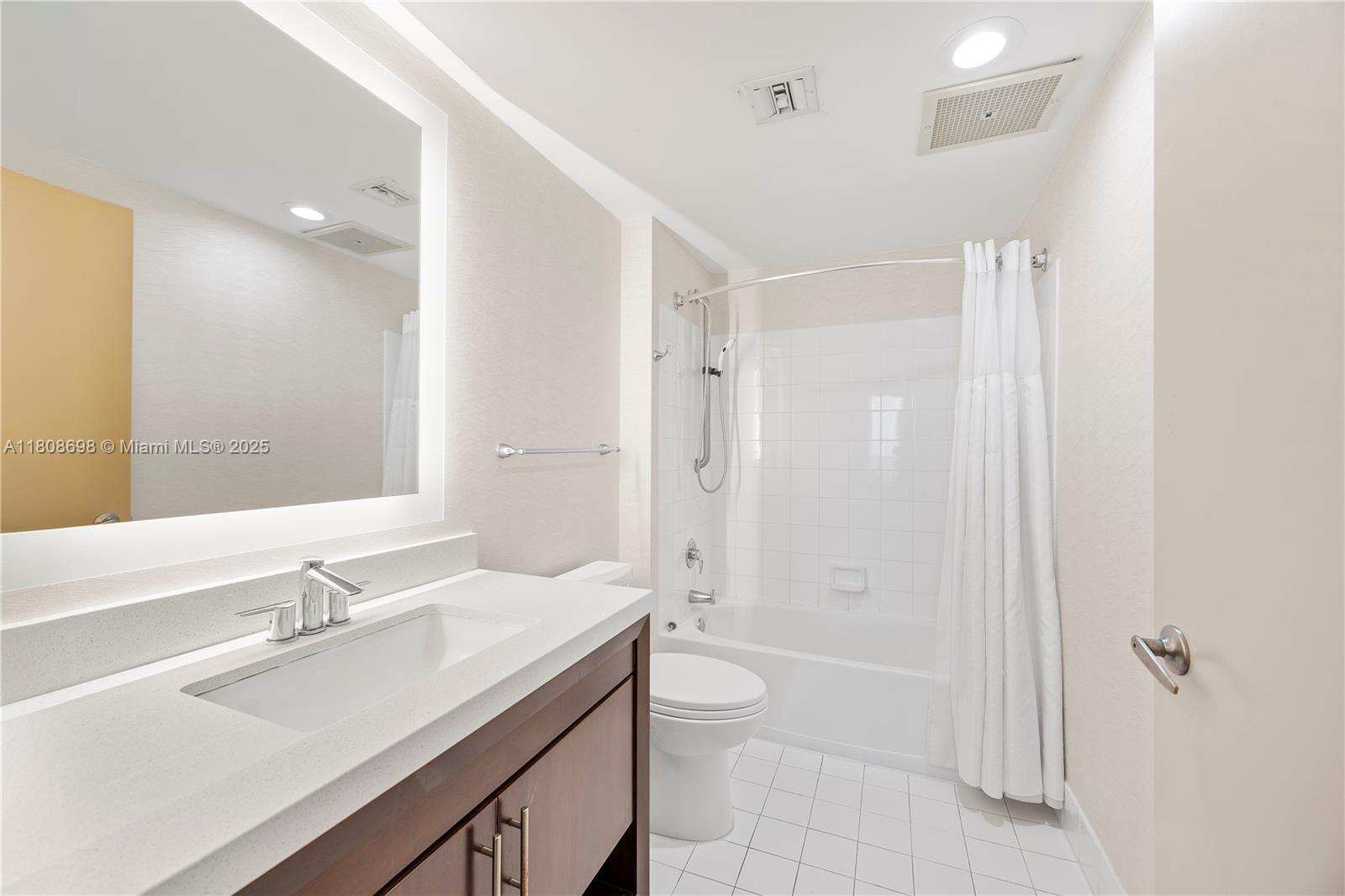 17375 Collins Ave 1101 Property Photo 15