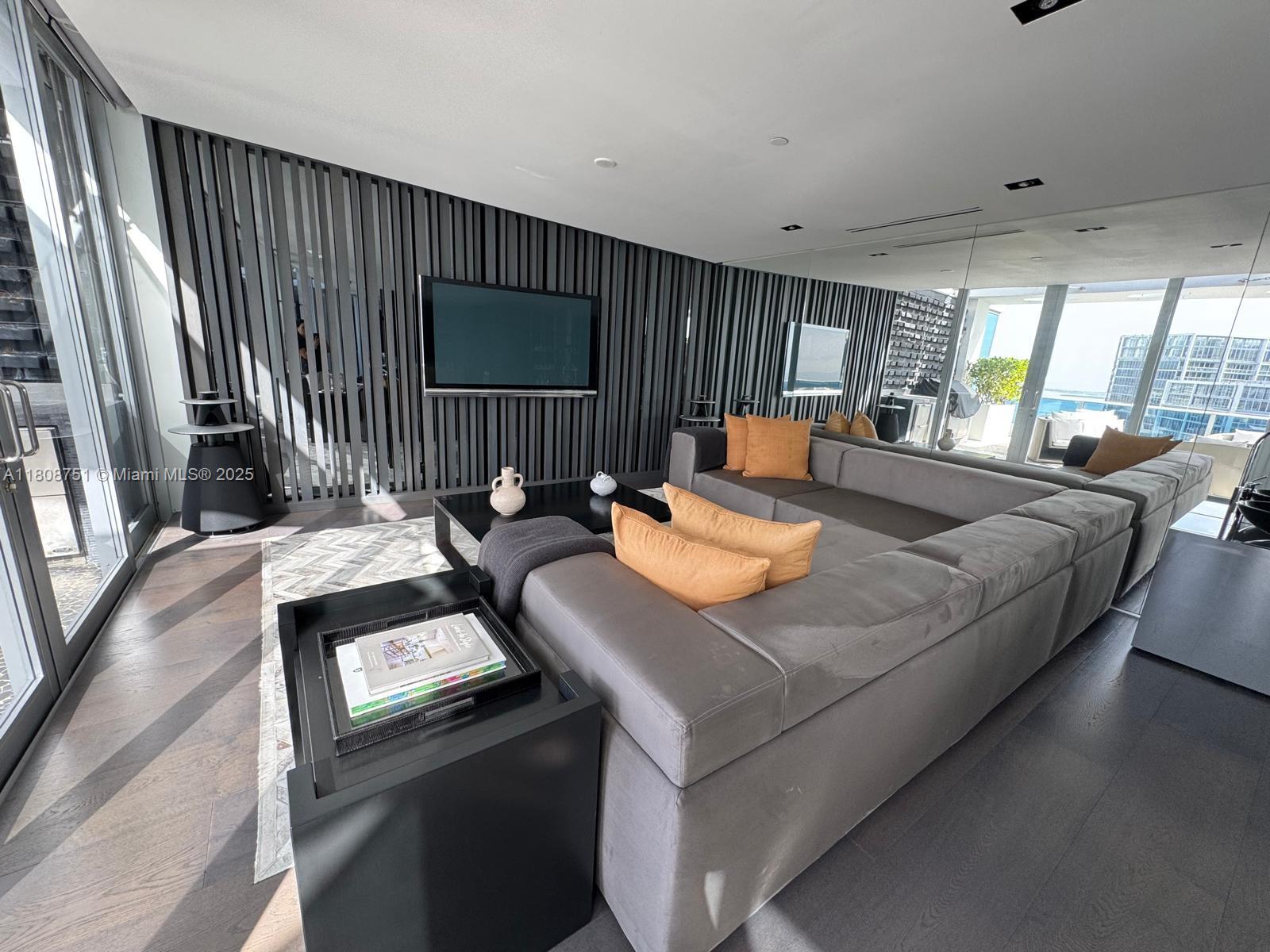 200 Biscayne Boulevard Way Ph-5404 Property Photo 11