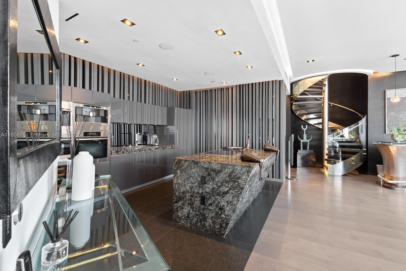 200 Biscayne Boulevard Way Ph-5404 Property Photo 21