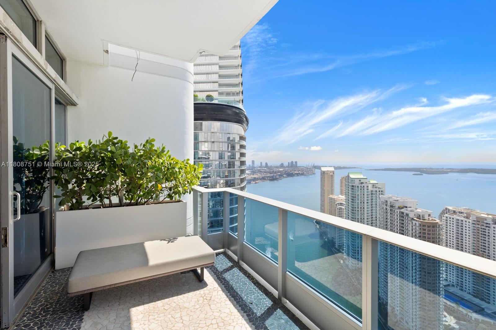 200 Biscayne Boulevard Way Ph-5404 Property Photo 43