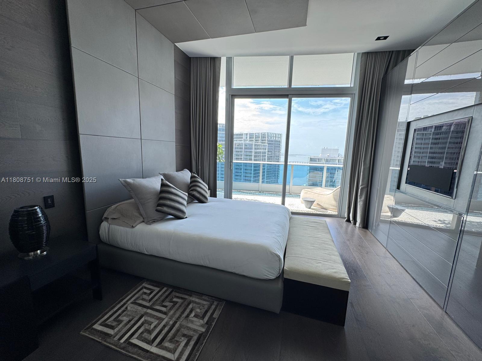 200 Biscayne Boulevard Way Ph-5404 Property Photo 58