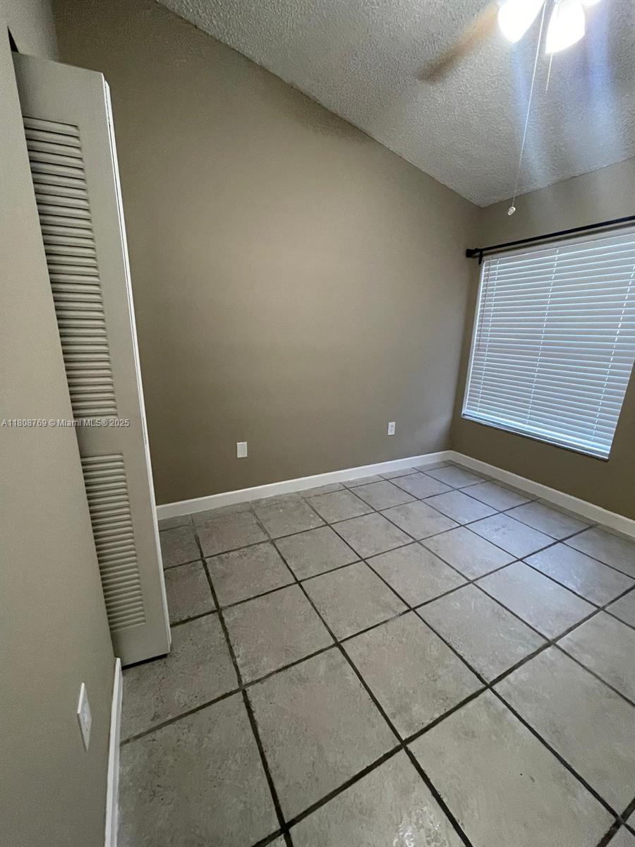 2309 San Remo Cir 2309 Property Photo 3