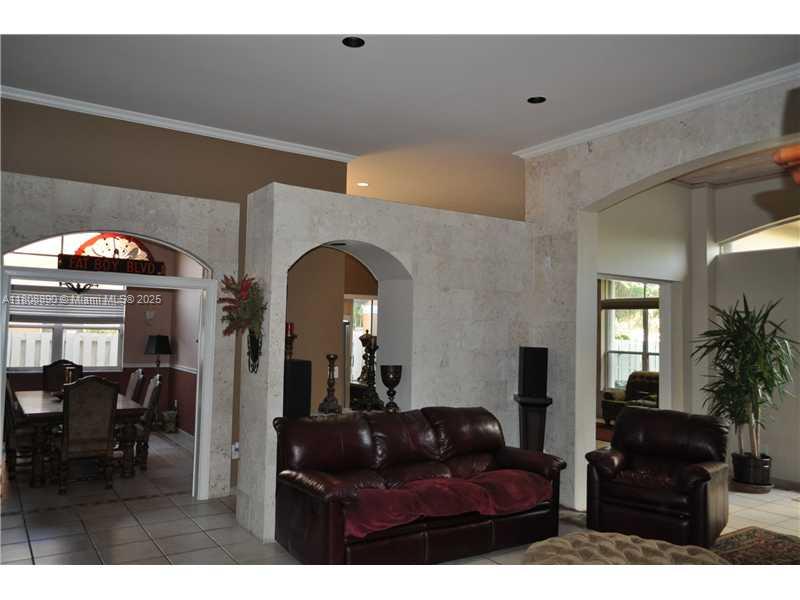 3985 Sw 152 Property Photo 8