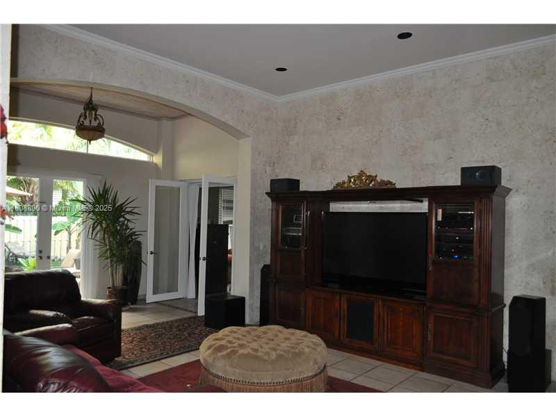3985 Sw 152 Property Photo 9