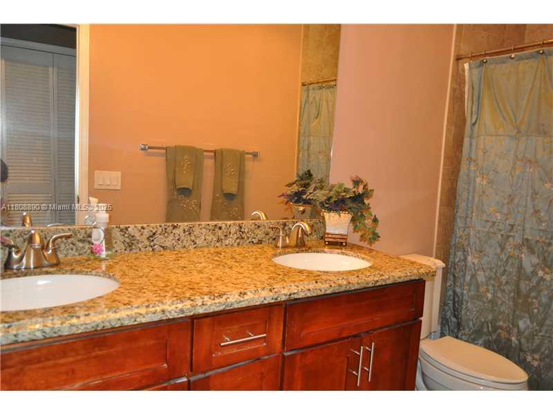 3985 Sw 152 Property Photo 15