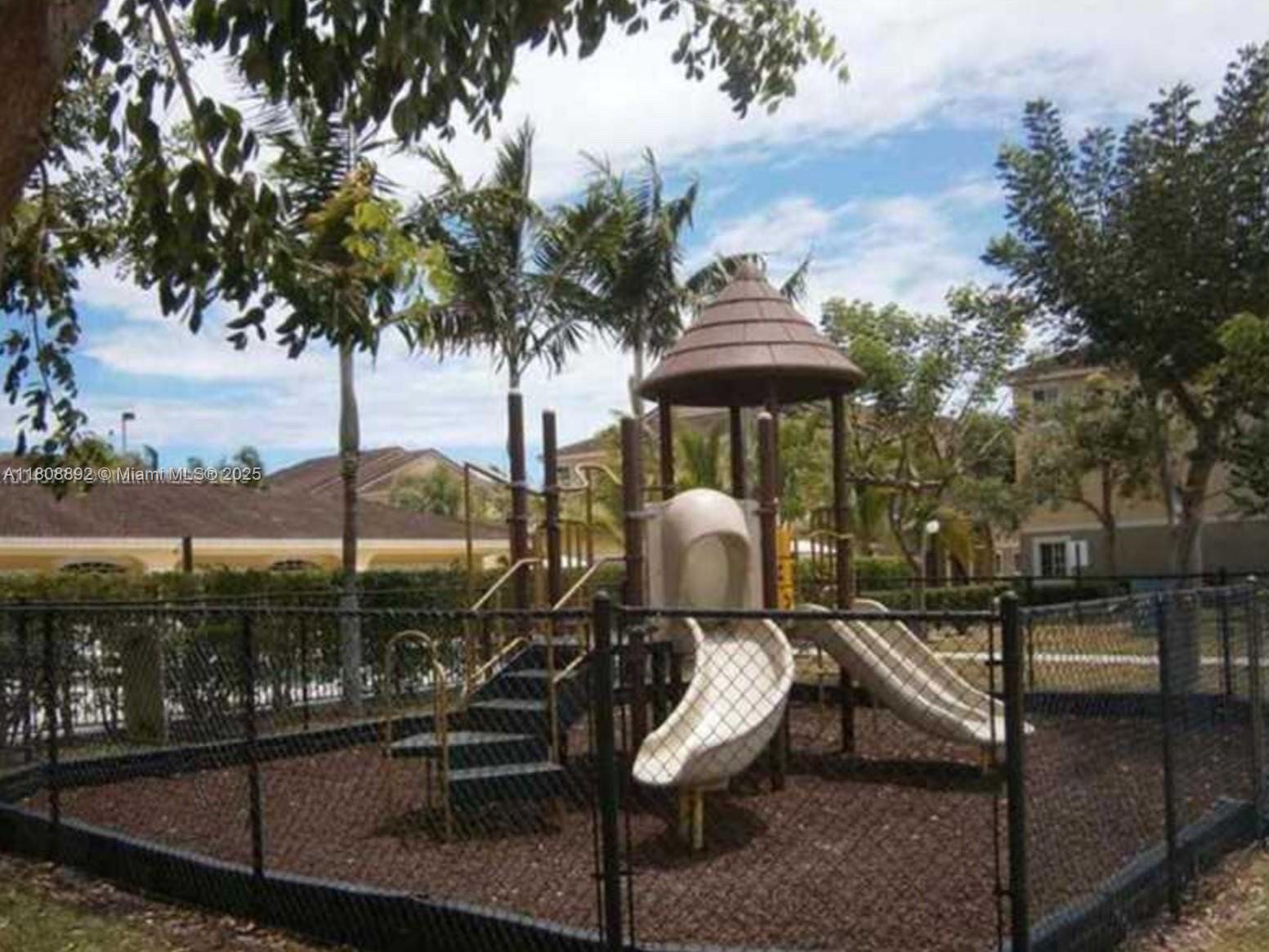 15480 Sw 284th St 2304 Property Photo 2