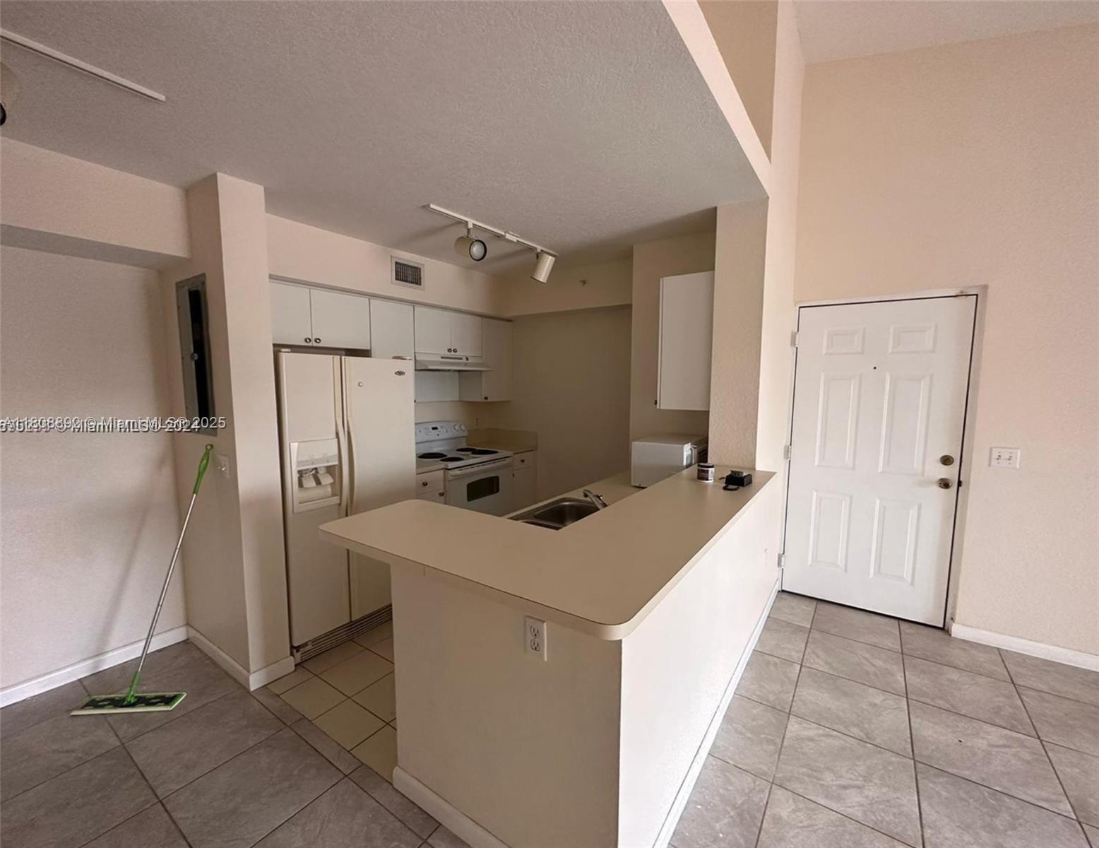 15480 Sw 284th St 2304 Property Photo 6