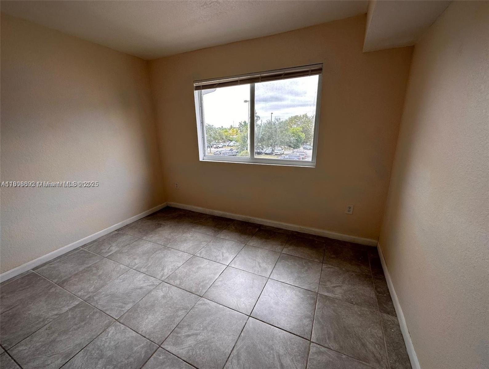 15480 Sw 284th St 2304 Property Photo 15