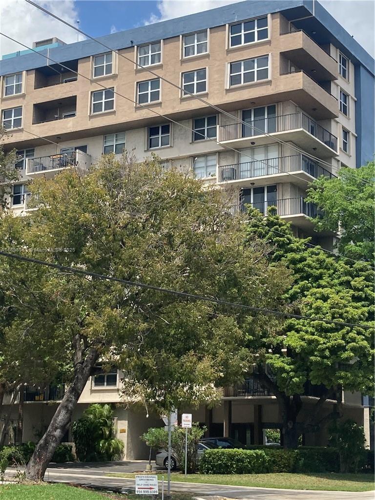 1625 Se 10th Ave 804 Property Photo 3