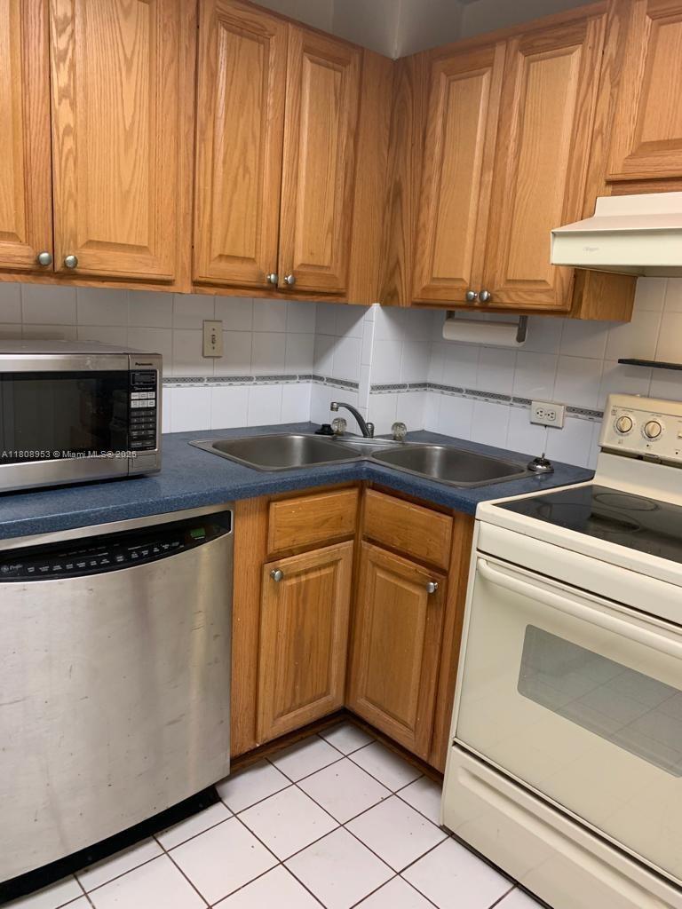 1625 Se 10th Ave 804 Property Photo 5