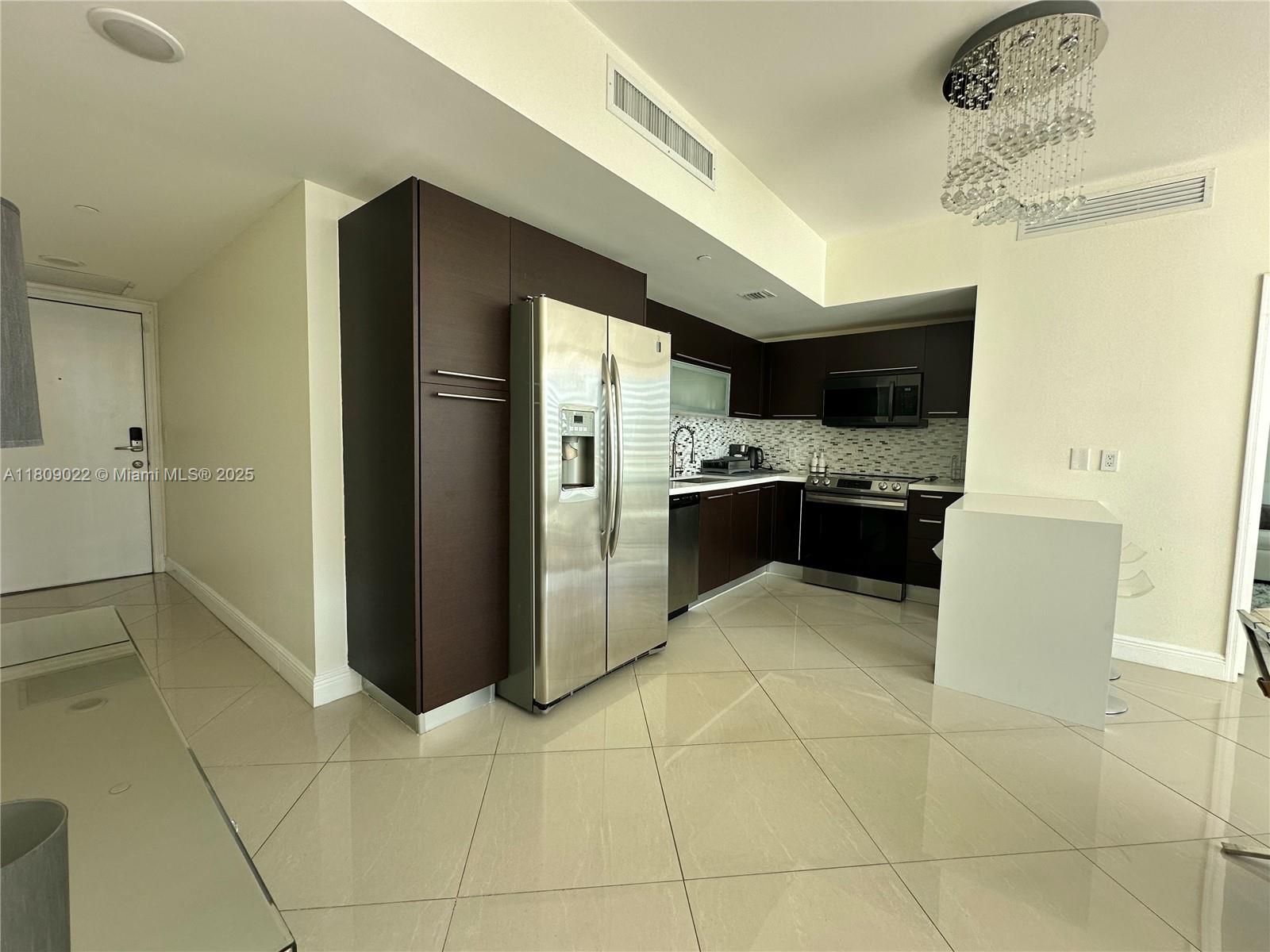 950 Brickell Bay Dr 2607 Property Photo 10