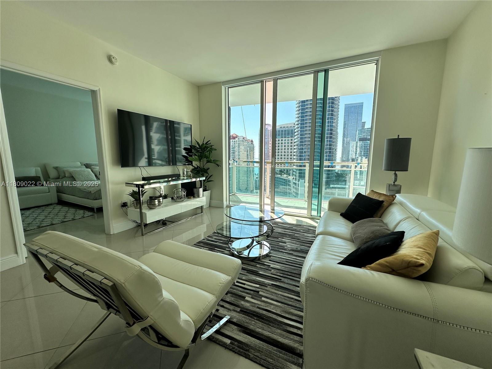 950 Brickell Bay Dr 2607 Property Photo 14