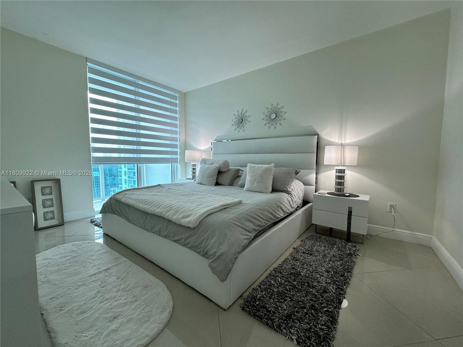 950 Brickell Bay Dr 2607 Property Photo 24