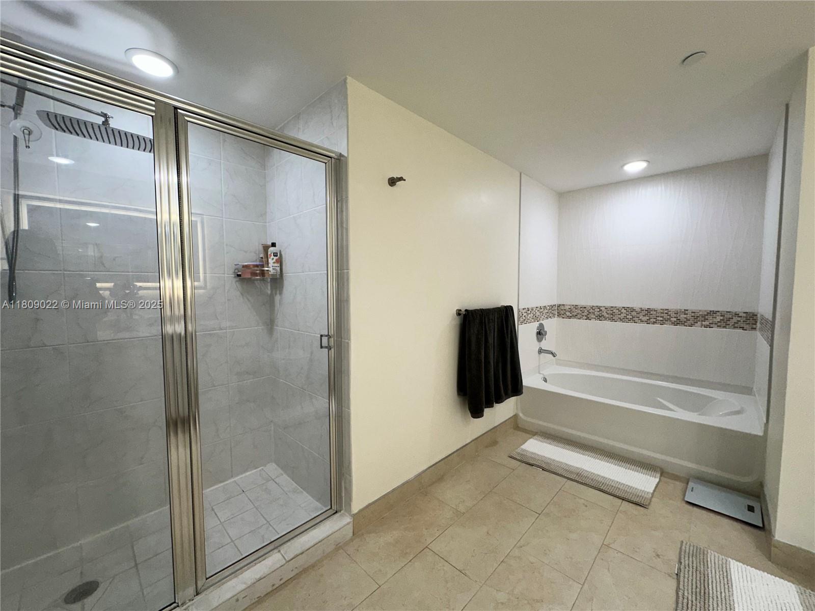 950 Brickell Bay Dr 2607 Property Photo 33