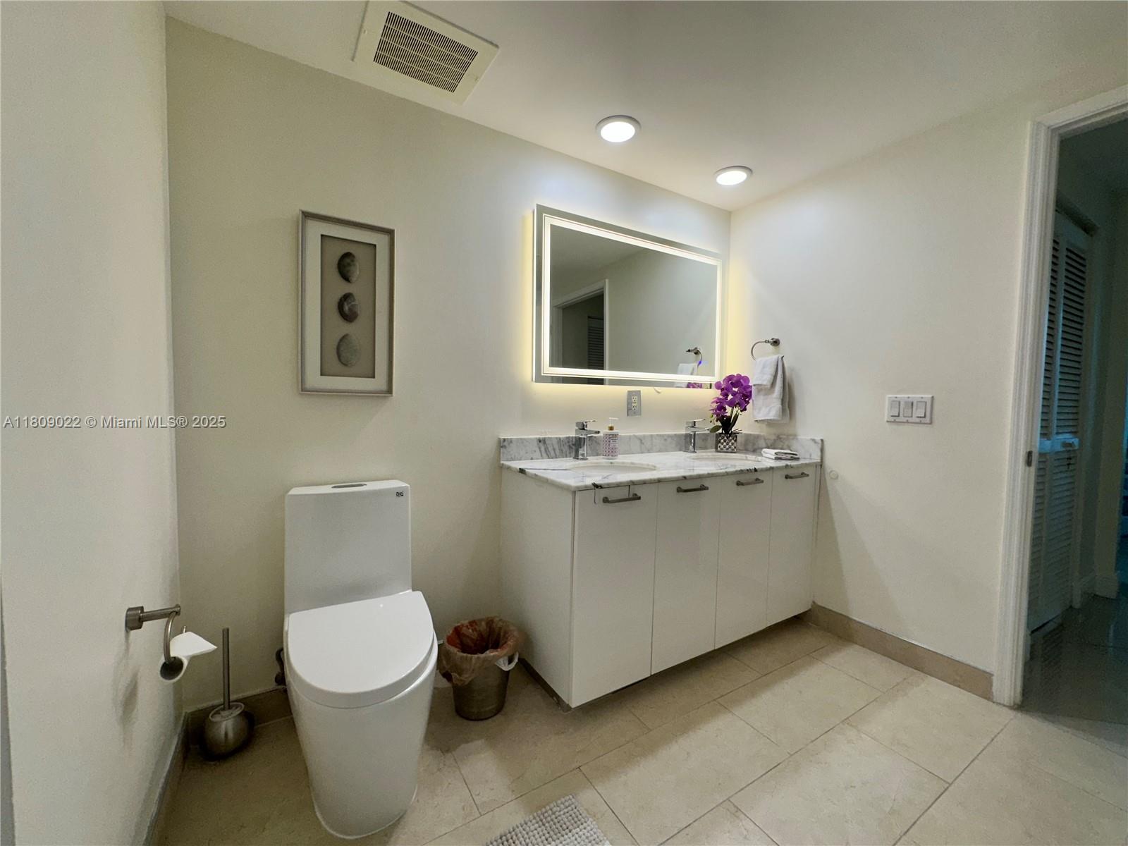 950 Brickell Bay Dr 2607 Property Photo 40