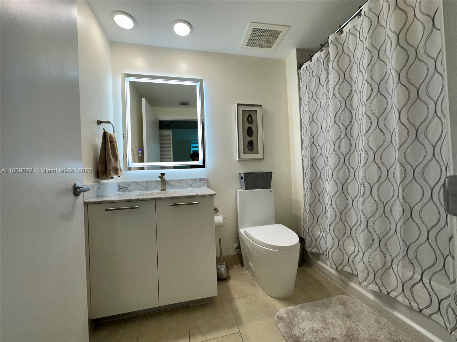 950 Brickell Bay Dr 2607 Property Photo 41