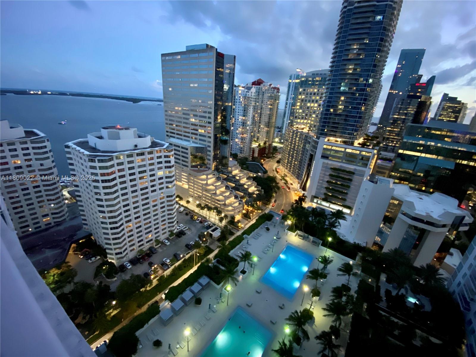 950 Brickell Bay Dr 2607 Property Photo 44