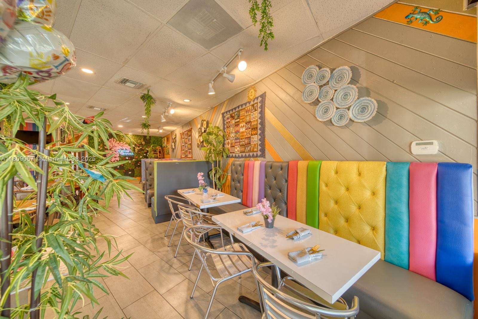 Full Service Restaurant For Sale In The Crossings With Outdoor T Property Photo 5