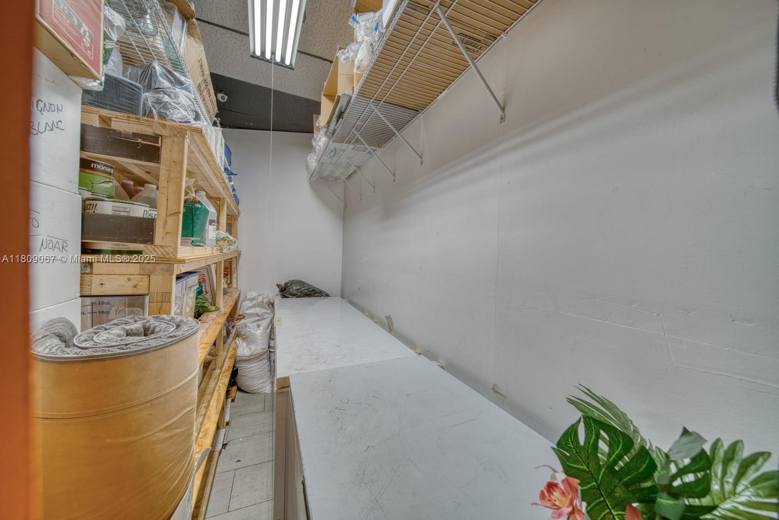 Full Service Restaurant For Sale In The Crossings With Outdoor T Property Photo 18