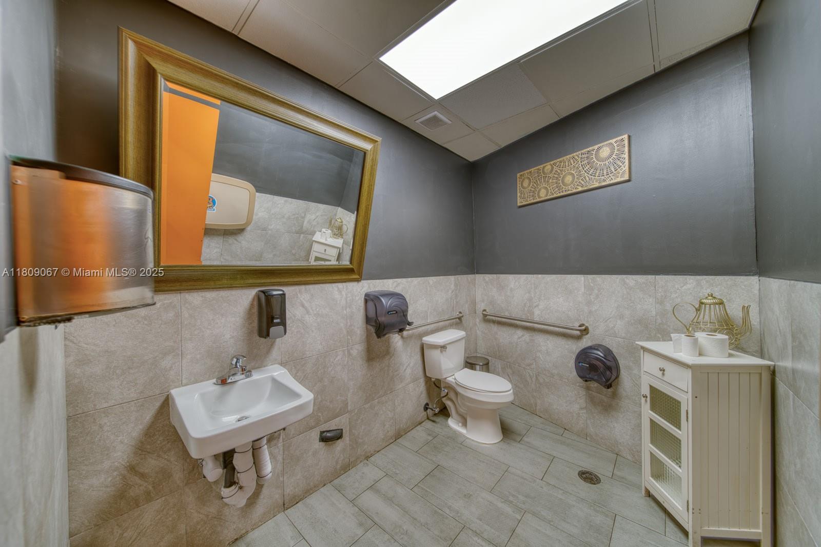 Full Service Restaurant For Sale In The Crossings With Outdoor T Property Photo 23