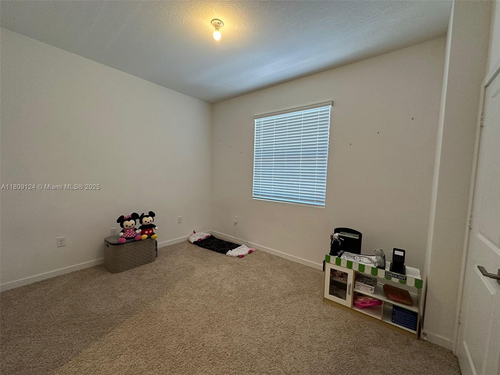444 Ne 5th Ln Property Photo 42
