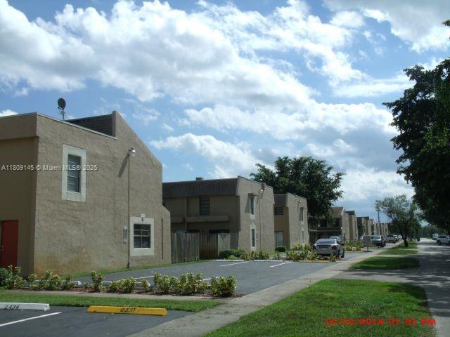 2414 Nw 52nd Ave 2414 Property Photo 1
