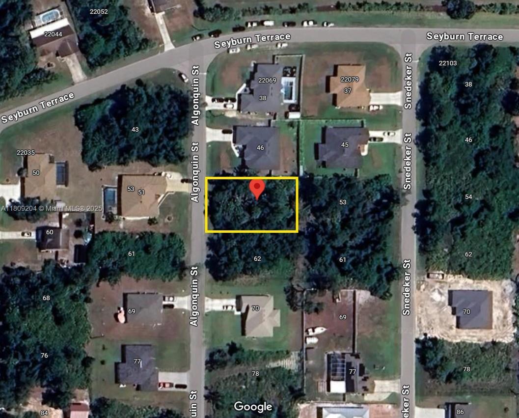 54 Algonquin Street Property Photo 2