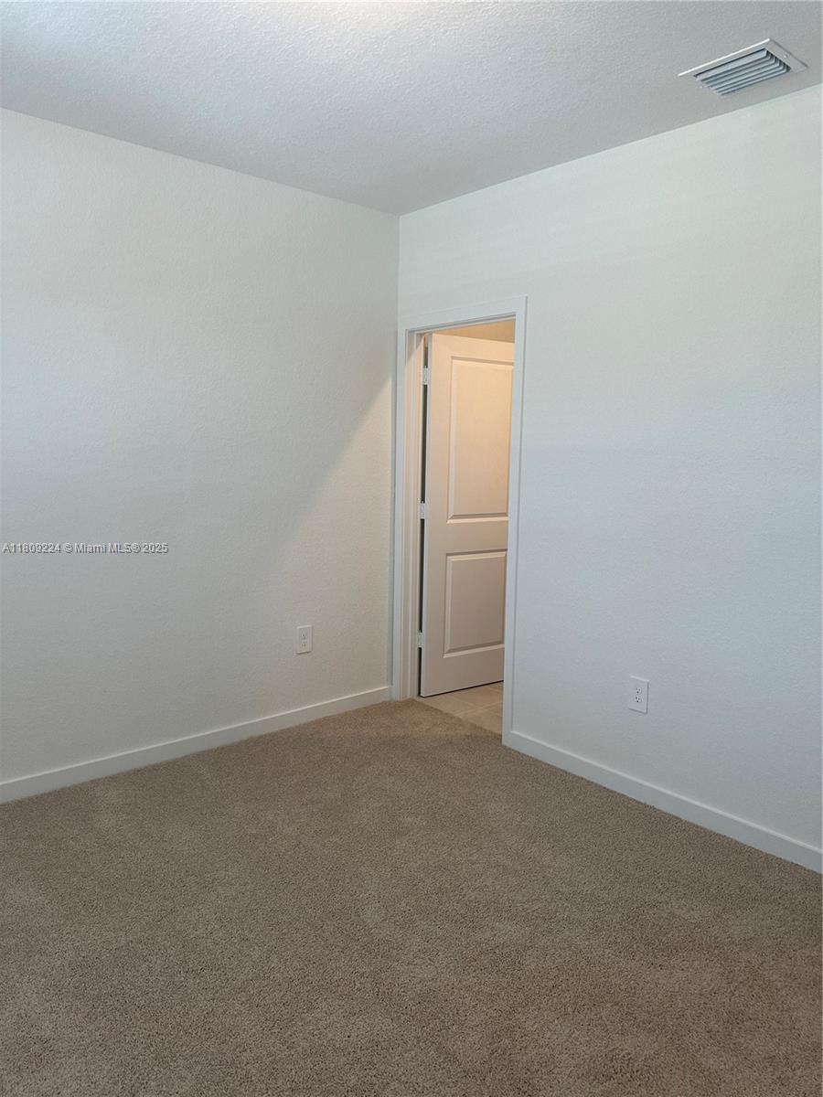 1340 Ne 3rd Ave 1340 Property Photo 21