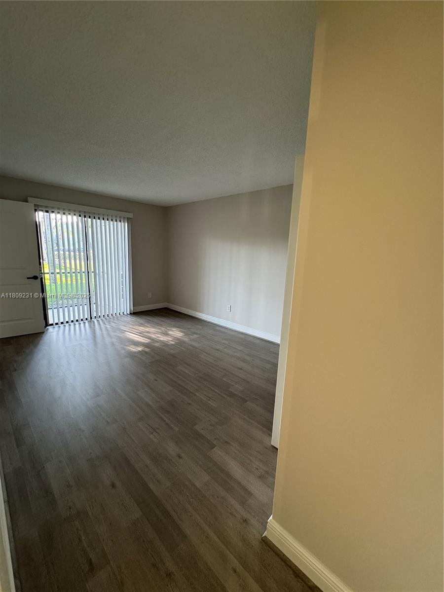 1201 N Liberty Ave 1201f Property Photo 10