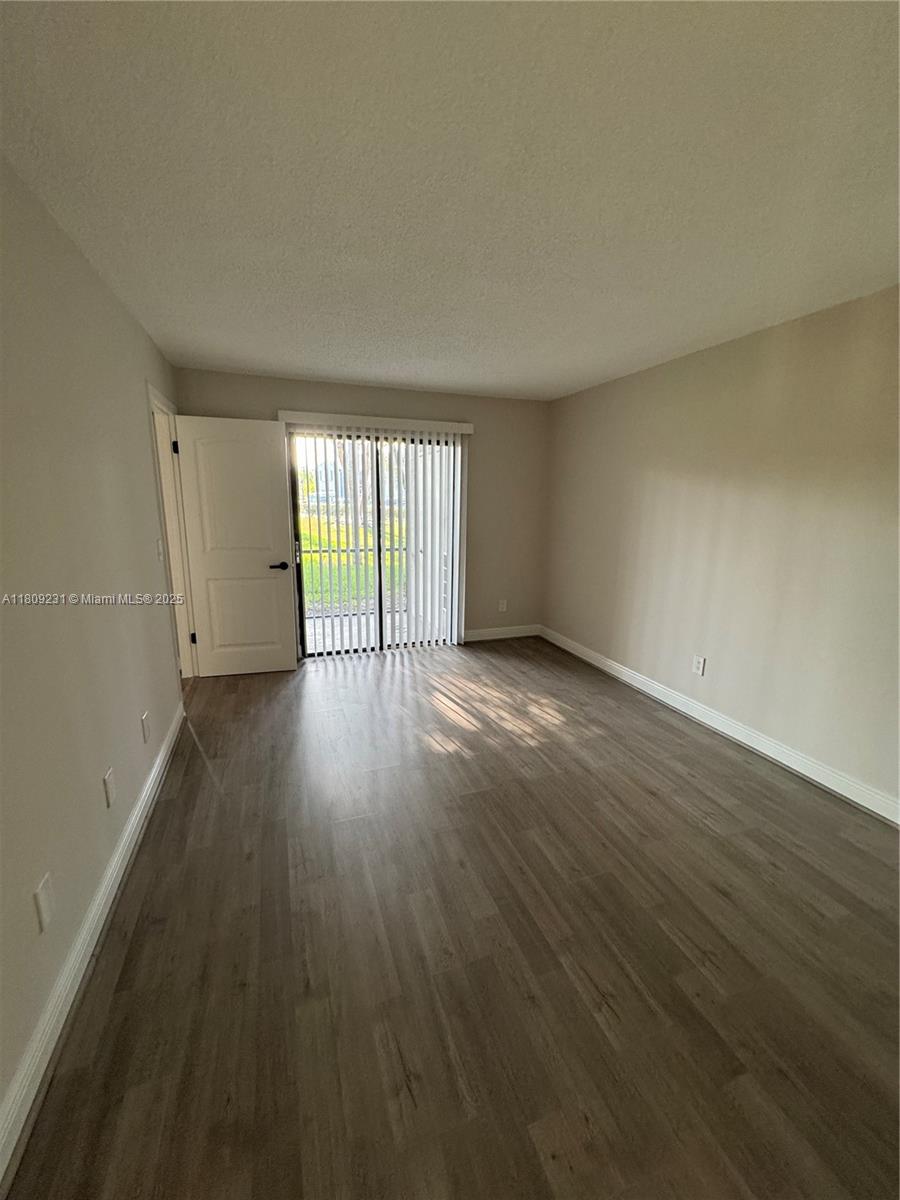 1201 N Liberty Ave 1201f Property Photo 11