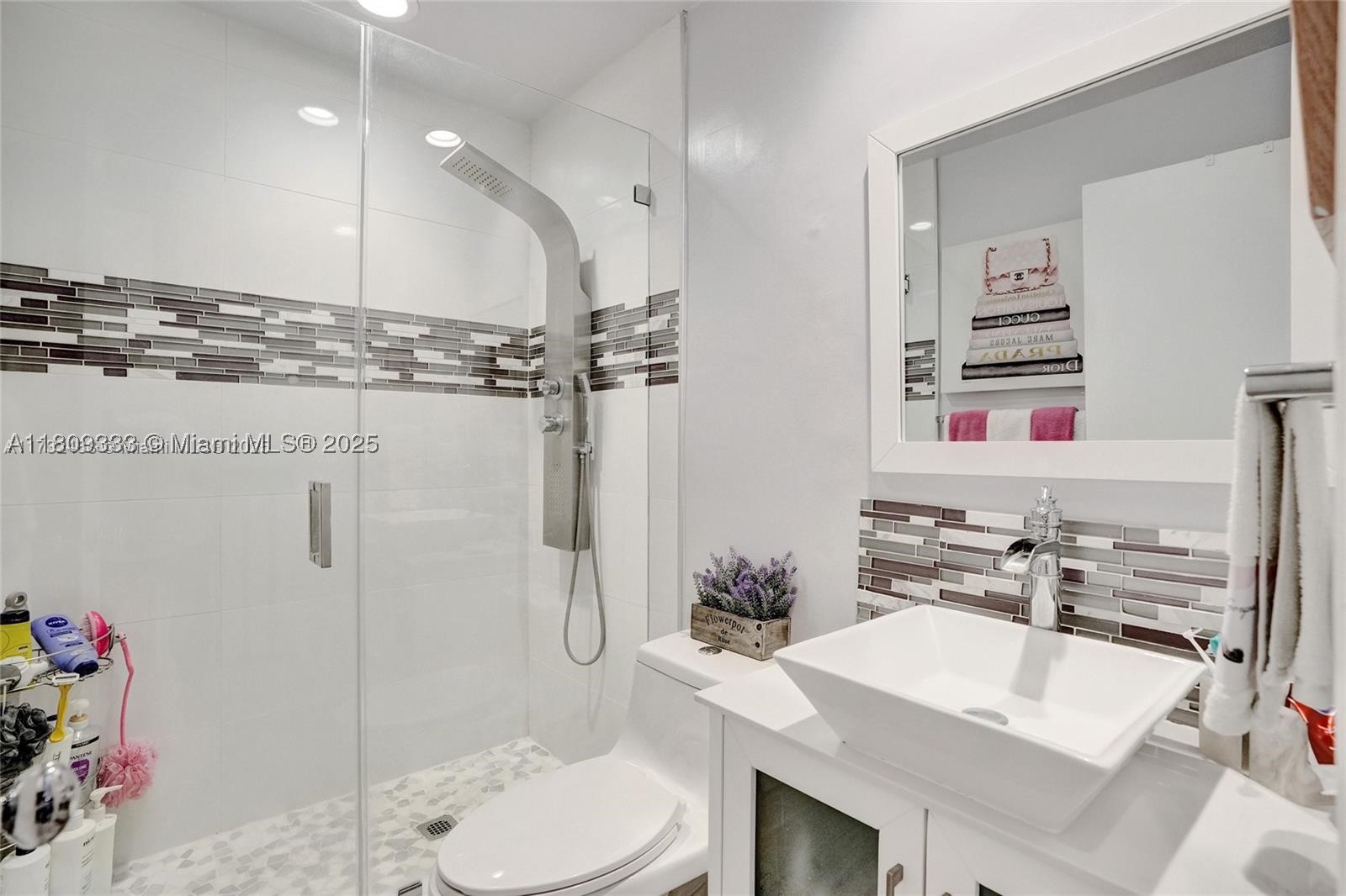 21388 Marina Cove Cir 13-g Property Photo 9
