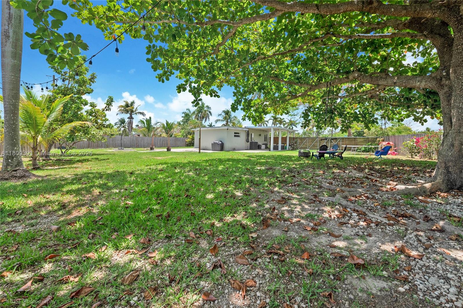 15545 Garfield Dr Property Photo 11