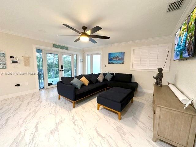 216 La Paloma Rd Property Photo 6
