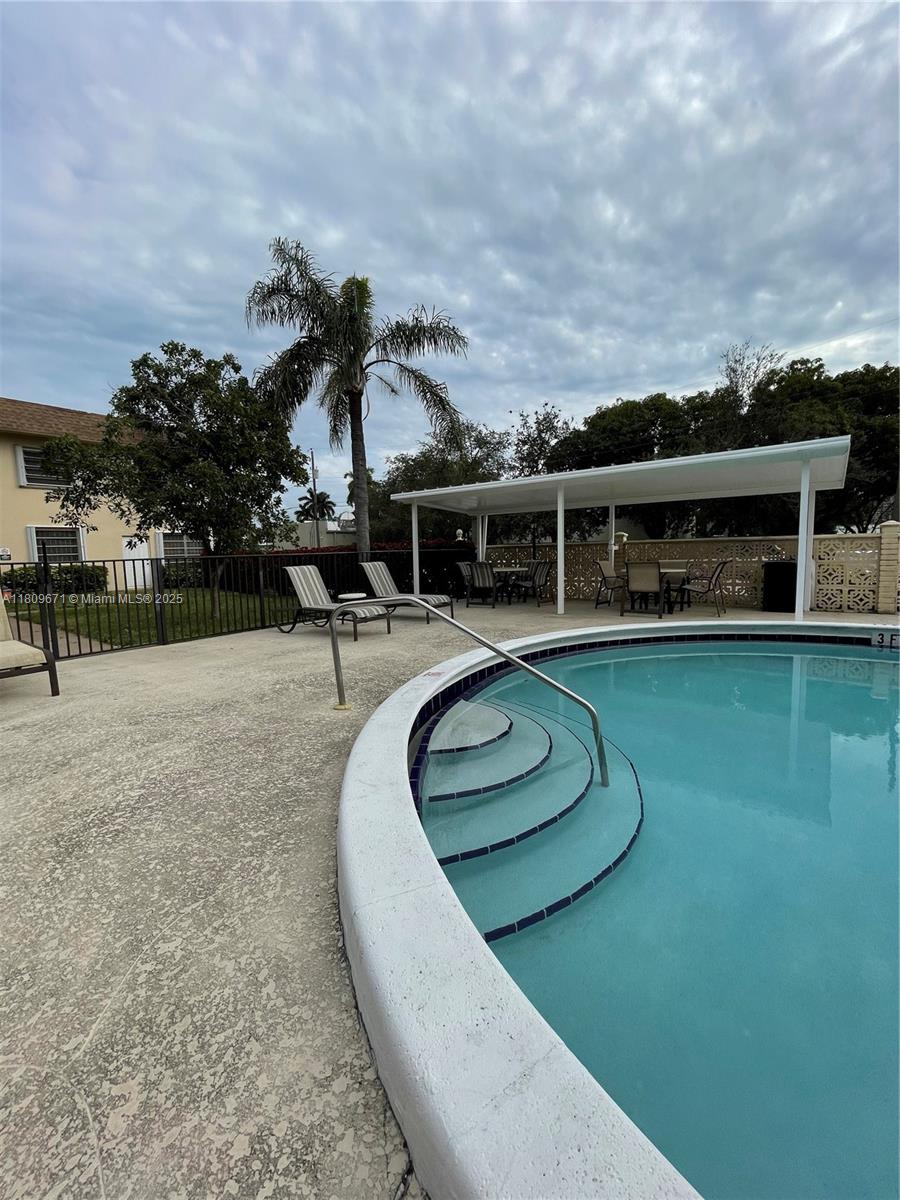 421 Ne 1st St 119 Property Photo 24