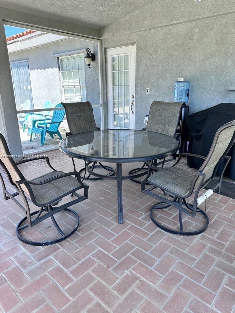 21080 Sw 242nd St Property Photo 7