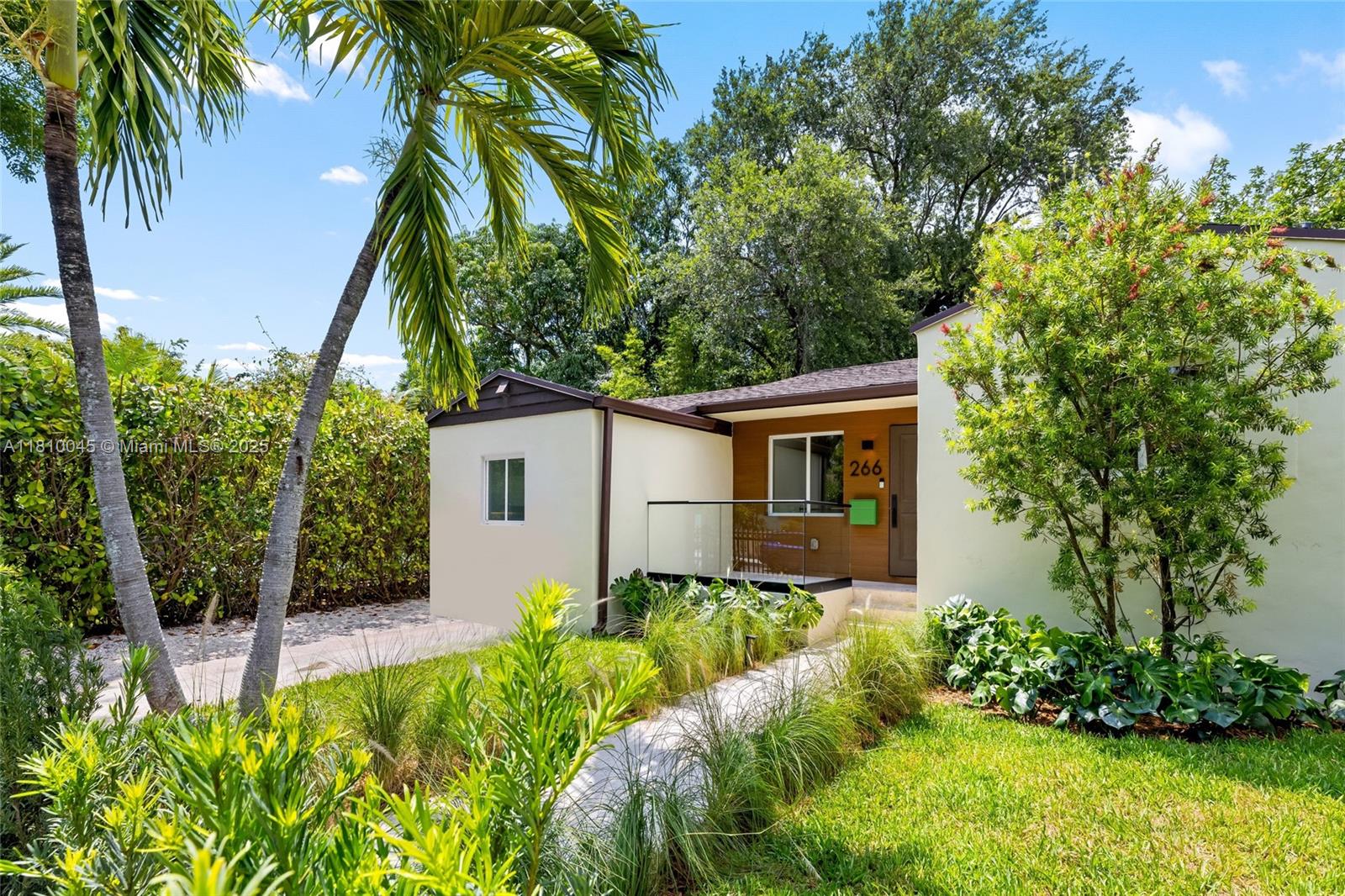 266 Nw 42nd St Property Photo 1