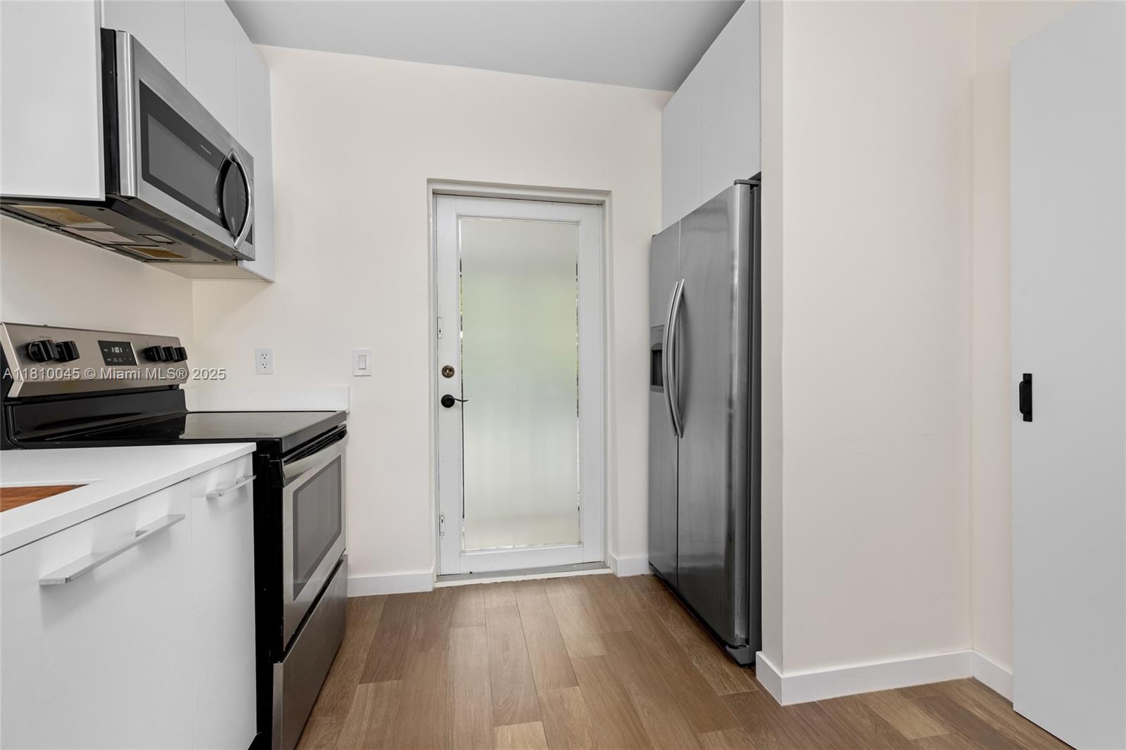 266 Nw 42nd St Property Photo 10